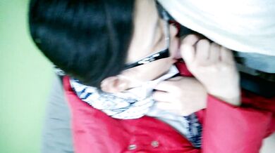 Ngoại tình với nữ thư ký ở cơ quan