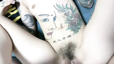 第一視角和紋身美女出入平安做愛