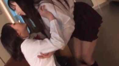 日本高中生互相自慰