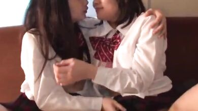 日本高中生互相自慰