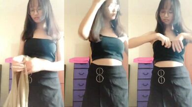 Nữ sinh trung học cởi đồ tự sướng 33