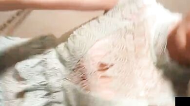 Chị gái ngực to Đài Bắc thủ dâm