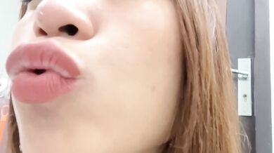 棕髮大學生脫衣自拍