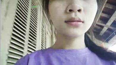 2k6可愛小妹妹展示自拍和個人訊息