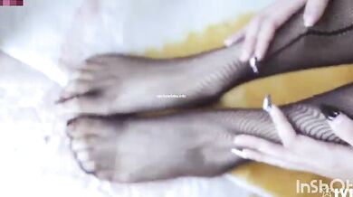 推薦【吳紫欣】脫衣舞孃，長腿癡女，白虎，熱舞，淫叫，戀足,四點全露