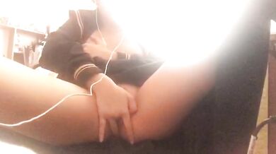 真空制服騷妹視訊自慰