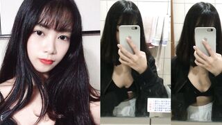 性感妹子揉奶自拍