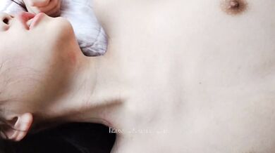 禽獸叔叔周末接送高一侄女回家, 半路上掉頭去酒店開房和她來一炮後再回家