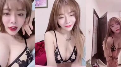 エビ娘が自慰行為をする