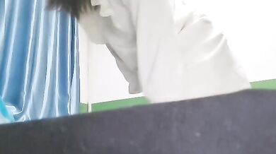 反差美女騷貨老師楊茜琳1