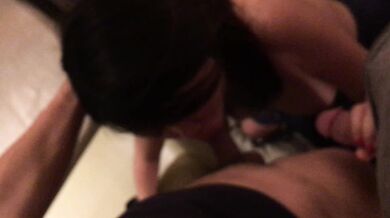 Khách sạn gái điếm ngực to quan hệ tình dục nồng nhiệt