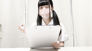datsumou_20仰天まんこ丸見え！美少女ナースの透け紐パンツと美乳が丸見え♡【パンチラ逆さ撮り】