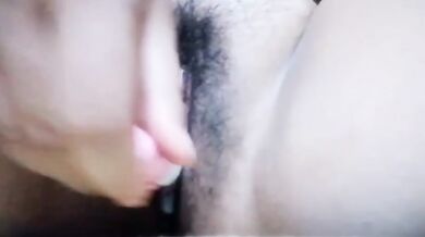 八字奶肉肉妹抓奶自慰2