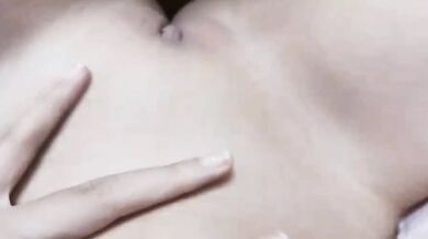 パジャマ姿の妹が目を覚ましてセックスを始める 1