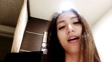 巨乳八字奶美女騎馬淫叫