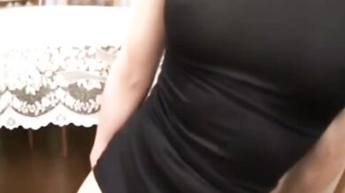 日本做愛摩擦屁股射精