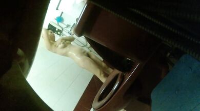 出租屋衛生間拍攝到的豐滿少婦洗澡更衣 身材苗條奶子堅挺陰毛絕對性感 720P高清完整版