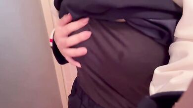 超可愛高中妹妹思春期自慰 想被男人幹