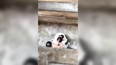 High School Couple Caught in Live Stream After School in Secluded Alley