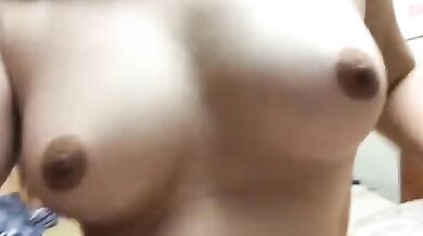 Female netizen shares revealing selfie