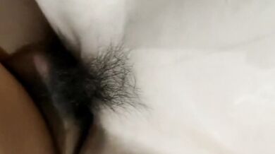 Married Woman Wang Jiaxue Cheats with Single Man in Threesome, Ends with Creampie