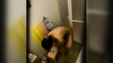 Innocent beauty grows up: Secret shower footage of Mei stretching and washing up in front of the mirror