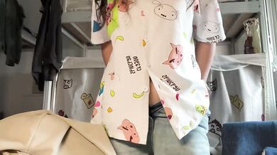 高中妹脫衣自拍45