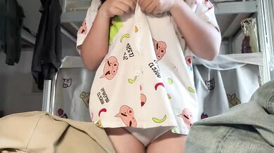 高中妹脫衣自拍45