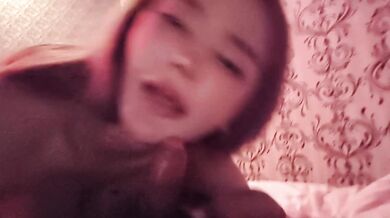 淫蕩騷貨泰國妹口交騎乘後入爽到歪歪叫