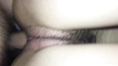 做愛自拍最後射在肚皮上