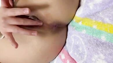 ブシュブシュ！シュィィィ！と大量潮吹き