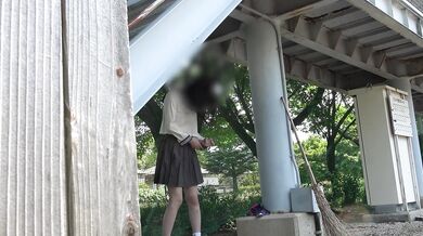 こっそりお着替え！でも見えちゃった！キャラ柄おぱんつ＆おっぱいばっちり