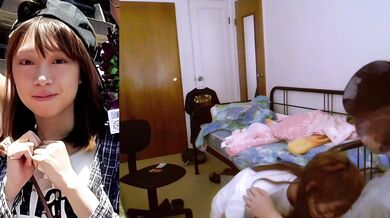 反差小女友 羅曉君(Crystal Lo) 居家啪啪遭流出2 - 主動跪地口交