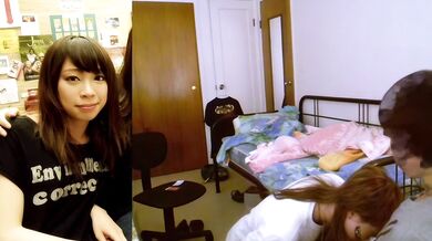 反差小女友 羅曉君(Crystal Lo) 居家啪啪遭流出2 - 主動跪地口交