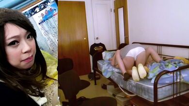 反差小女友 羅曉君(Crystal Lo) 居家啪啪遭流出4 - 推上床脫衣玩弄