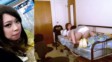 反差小女友 羅曉君(Crystal Lo) 居家啪啪遭流出4 - 推上床脫衣玩弄