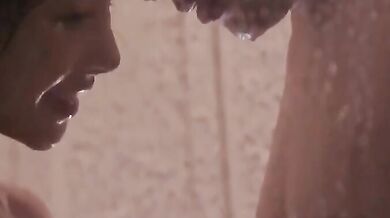 情侶吸吮和舔性愛極其色情