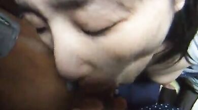 Cô vợ hiền lành dịu dàng cho chồng xuất tinh trong miệng