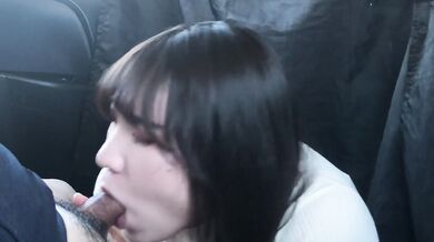 Office Worker Gives Blowjob in Car and Swallows