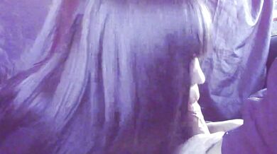 Chubby college girl gives a blowjob in the car