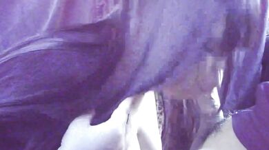 Chubby college girl gives a blowjob in the car