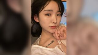 無套美女母狗顏射