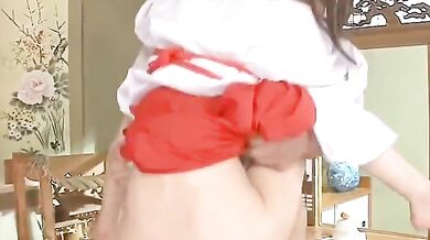 Hai người đàn ông làm tình thế này thật mệt, nhưng không gì vui bằng