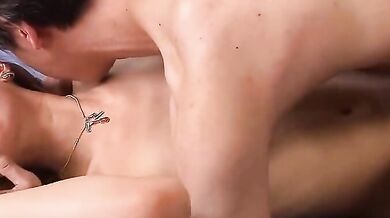 女孩喜歡男朋友舔陰部和做愛