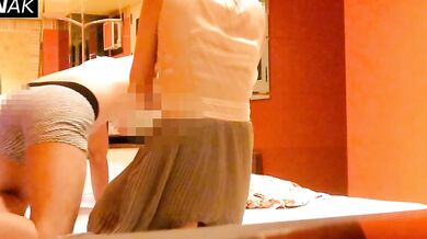 Người mẫu nổi tiếng showbiz Hàn lộ 7 vụ hỗ trợ ngoại giao