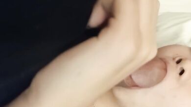 馬來西亞妹妹舔男友龜頭