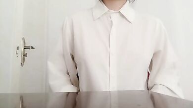 巨乳兔牙妹妹捏奶揉奶