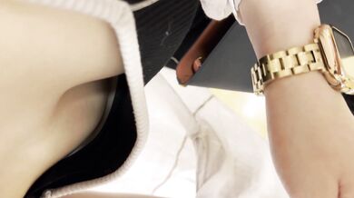 Vẻ đáng yêu choáng ngợp!! Chiêm ngưỡng vòng một của cô nàng đó