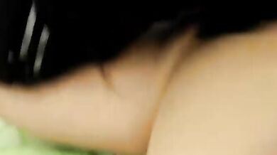 【真實強奸學生妹】強制掰開粉穴B看！妹子激烈的反抗