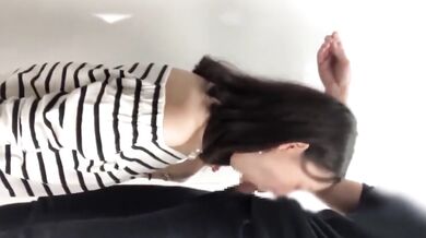 Obedient Girlfriend in the Arcade Corner